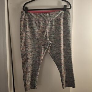 Take A Walk Multicolor Women's Cropped Leggings